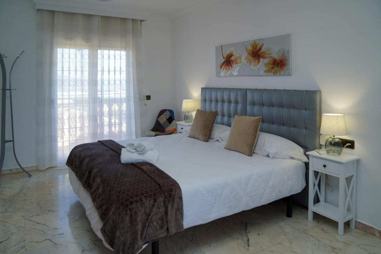 Tess Villa Cari Alhaurín de la Torre Dış mekan fotoğraf