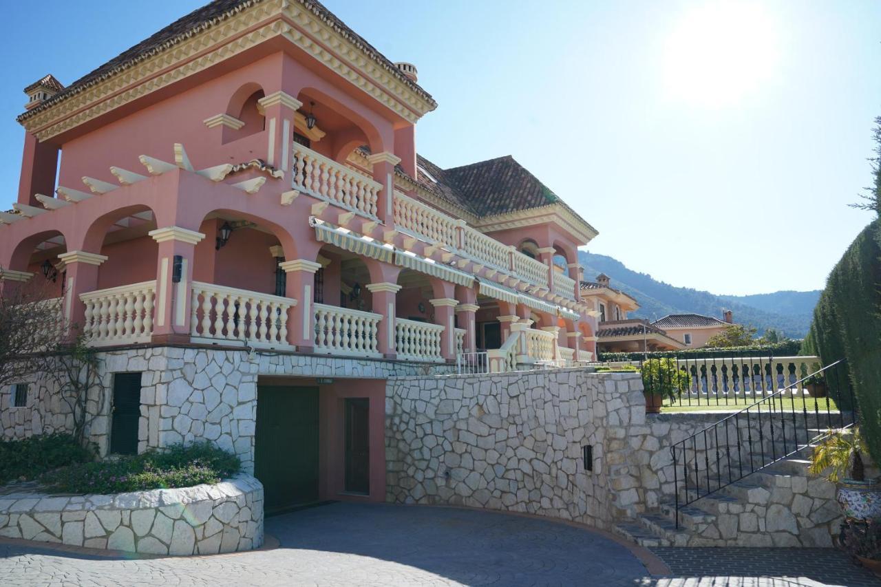 Tess Villa Cari Alhaurín de la Torre Dış mekan fotoğraf